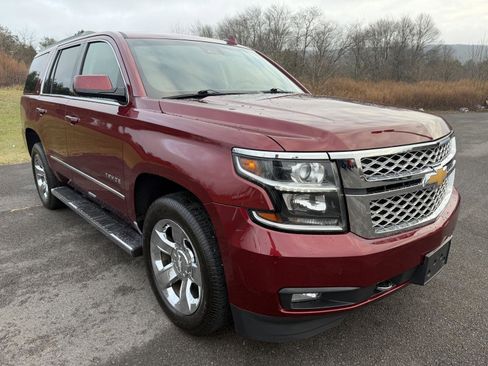 Used 2018 Chevrolet Tahoe LT w/ LT Signature Package image 10