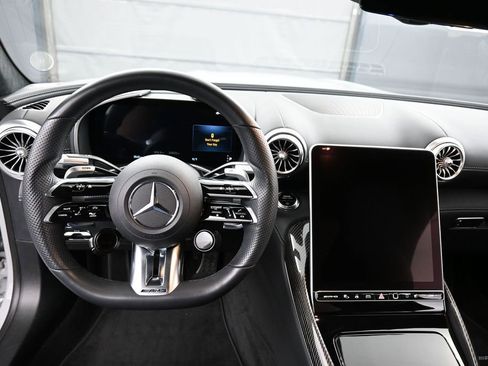Used 2022 Mercedes-Benz SL 63 AMG 4MATIC image 19