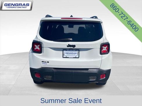 Certified 2017 Jeep Renegade Altitude AWD/4WD image 8