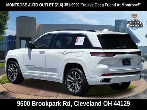 Used 2023 Jeep Grand Cherokee Overland AWD/4WD image 7