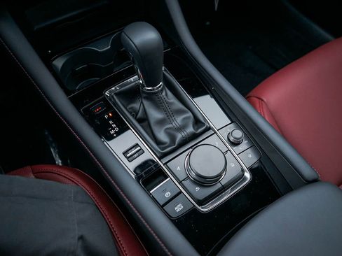 New 2026 MAZDA MAZDA3 Carbon image 23