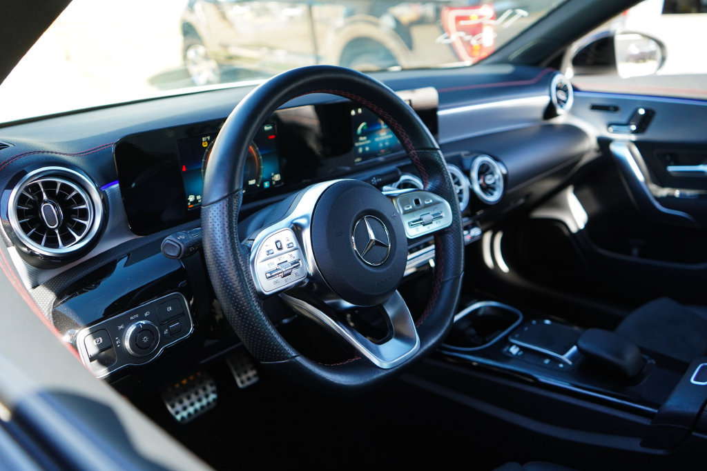 Used 2022 Mercedes-Benz CLA 250 4MATIC image 6