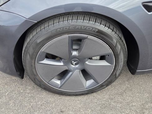 Used 2023 Tesla Model 3 Standard Range RWD image 4