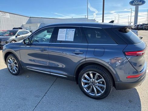 Used 2022 Lincoln Corsair Standard w/ Premium Package image 5