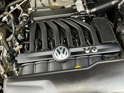 Used 2021 Volkswagen Atlas SEL image 35