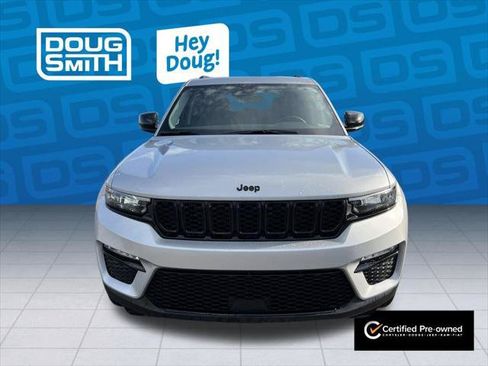 Certified 2023 Jeep Grand Cherokee Limited w/ Black Appearance Package AWD/4WD image 9