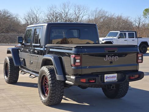 Used 2020 Jeep Gladiator Rubicon AWD/4WD image 5