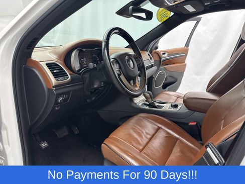 Used 2017 Jeep Grand Cherokee Summit image 11