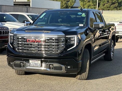 Used 2024 GMC Sierra 1500 Denali w/ Denali Reserve Package image 8