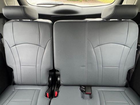 Used 2019 Buick Enclave Premium image 24