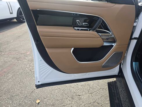 New 2025 Land Rover Range Rover Autobiography image 23