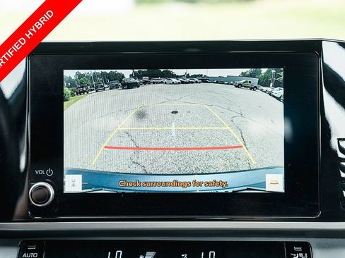 Used 2025 Toyota Camry SE FWD image 20
