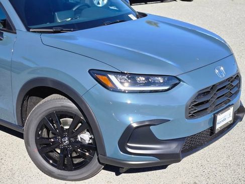 New 2026 Honda HR-V Sport image 4