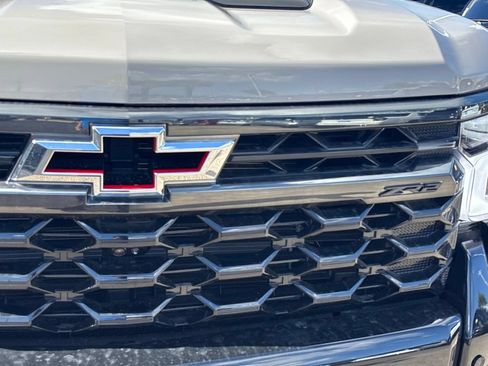 New 2026 Chevrolet Silverado 1500 ZR2 w/ LPO, Dark Essentials Package AWD/4WD image 4