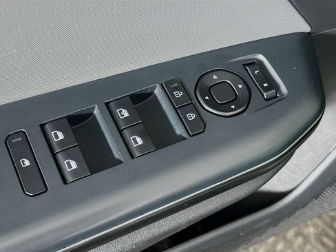 Used 2025 Kia K4 FWD image 15