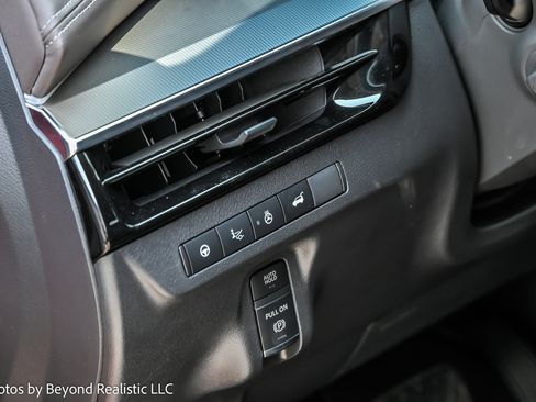 Used 2025 Nissan Murano Platinum w/ Cargo Package image 30