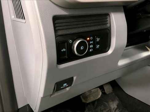 New 2026 Ford F250 XLT w/ FX4 Off-Road Package image 18