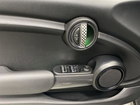 Used 2021 MINI Cooper Convertible w/ 6.5" Touchscreen Package image 19