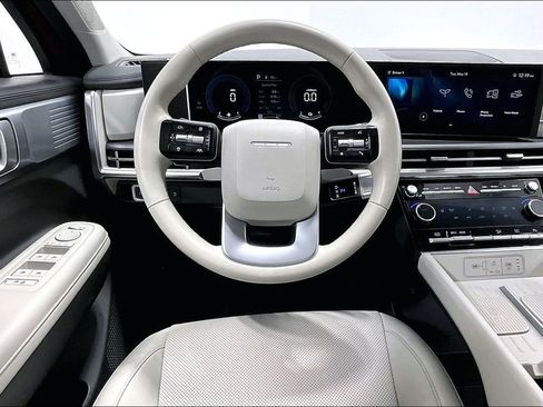 Certified 2025 Hyundai Santa Fe SEL FWD image 6