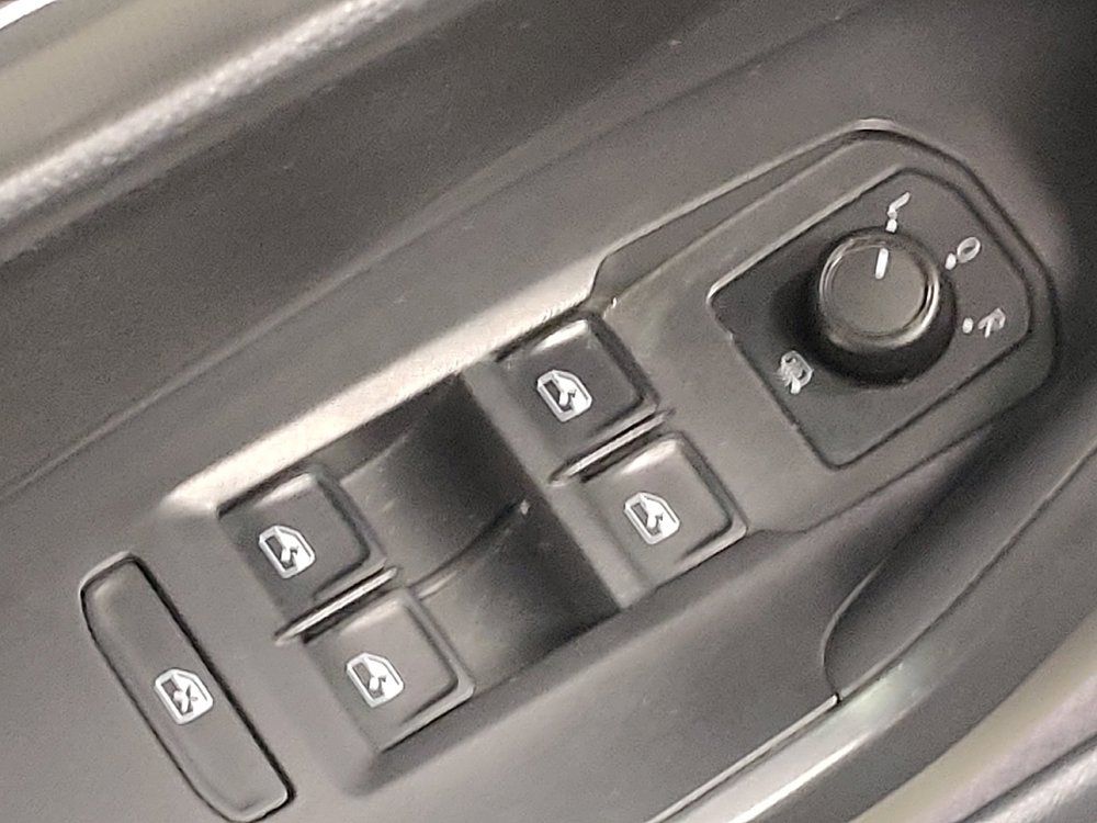 Used 2019 Volkswagen Jetta S w/ Driver Assistance Package FWD image 27
