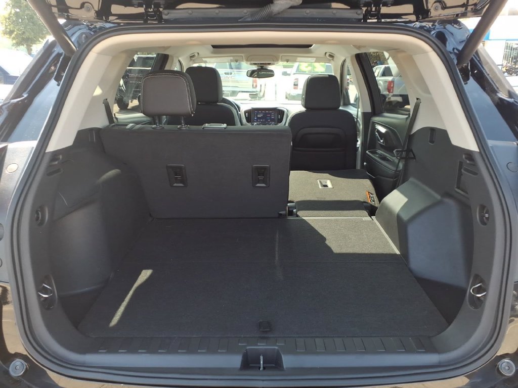 Used 2023 GMC Terrain Denali AWD/4WD image 8