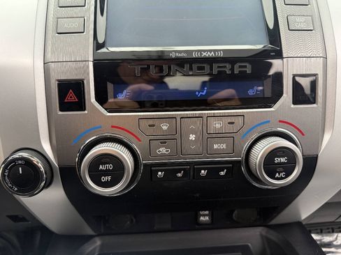 Used 2015 Toyota Tundra Platinum AWD/4WD image 13