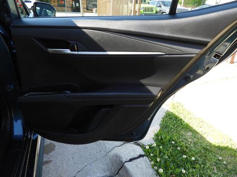 Used 2025 Toyota Camry SE FWD image 33