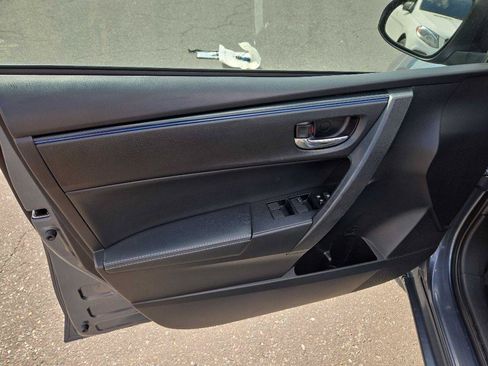 Used 2017 Toyota Corolla SE FWD image 27