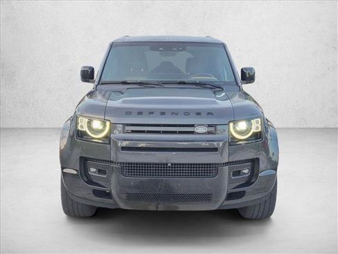 Used 2024 Land Rover Defender 110 X-Dynamic SE AWD/4WD image 2