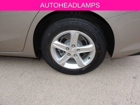 Used 2022 Chevrolet Malibu LS image 11