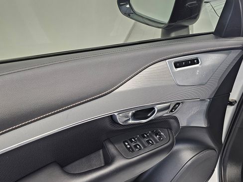 Certified 2022 Volvo XC90 T8 R-Design w/ Advanced Package image 21