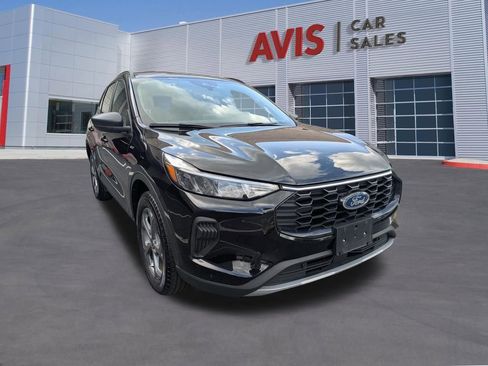 Used 2025 Ford Escape ST-Line AWD/4WD image 3