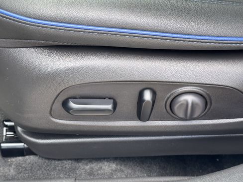 Used 2025 Buick Envista Sport Touring w/ Convenience I Package FWD image 28