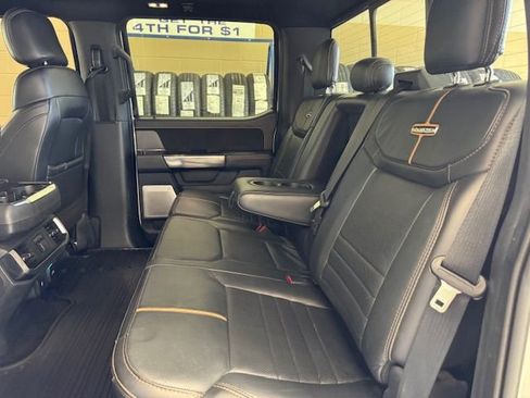 Used 2021 Ford F150 Platinum image 8