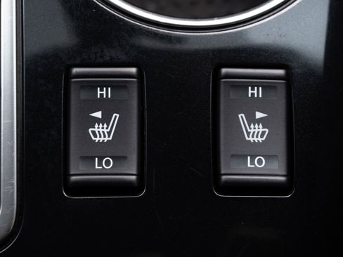 Used 2022 Nissan Maxima SV w/ Floor Mat Group FWD image 26