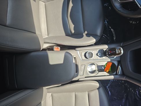Used 2021 Cadillac XT5 Premium Luxury AWD/4WD image 12