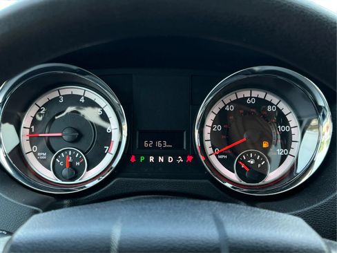Used 2019 Dodge Grand Caravan SE FWD image 22