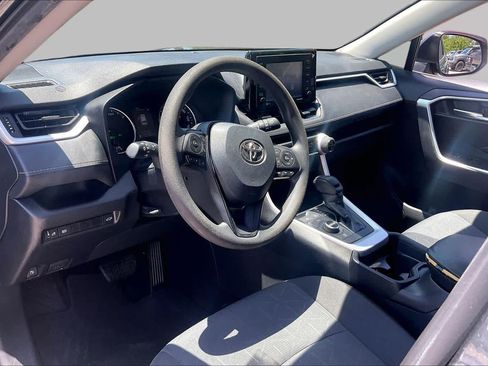 Used 2021 Toyota RAV4 XLE w/ Convenience Package AWD/4WD image 18