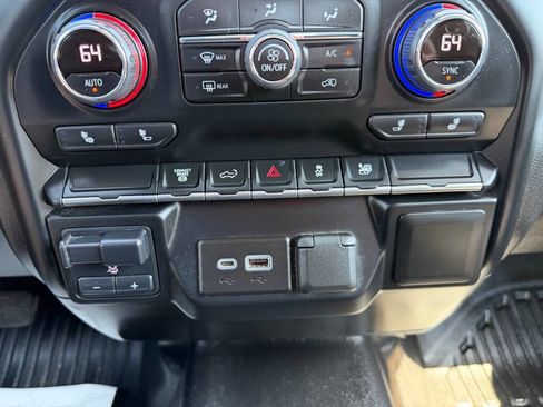 Used 2022 Chevrolet Silverado 2500 LT w/ Convenience Package AWD/4WD image 29