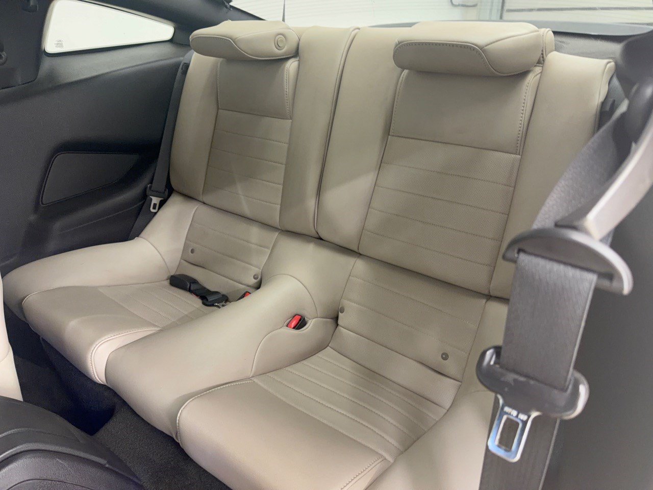 Used 2014 Ford Mustang Premium w/ Equipment Group 202A RWD image 25