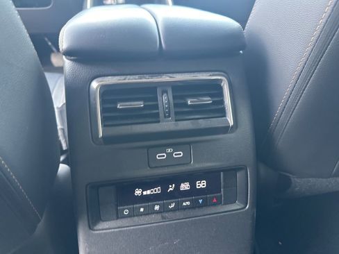 Used 2024 MAZDA CX-90 3.3 Turbo w/ Premium Package image 10