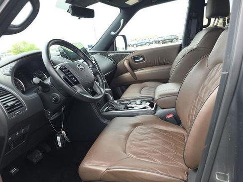Used 2024 Nissan Armada Platinum w/ Captain's Chairs Package image 5