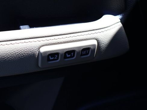 Used 2022 Toyota 4Runner Limited AWD/4WD image 38