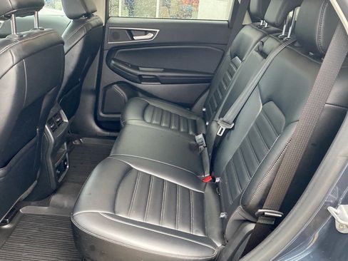 Used 2024 Ford Edge SEL w/ Convenience Package image 21