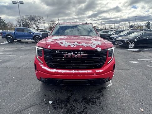 Used 2022 GMC Sierra 1500 Elevation image 8