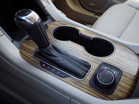 Used 2019 GMC Acadia Denali w/ Technology Package image 17