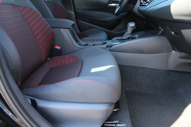 Certified 2026 Toyota Corolla SE FWD image 22