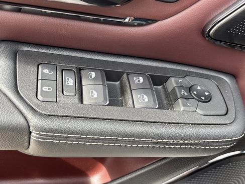 Used 2025 RAM 1500 Limited image 26