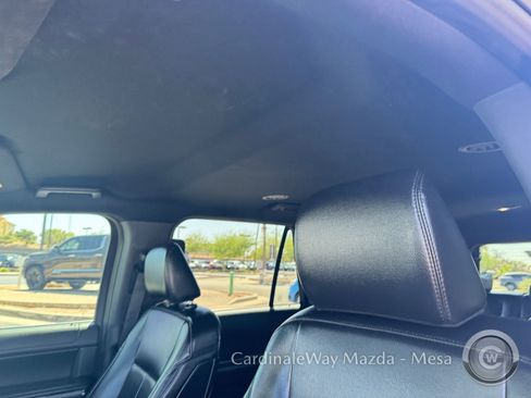 Used 2021 Ford Expedition XLT AWD/4WD image 27