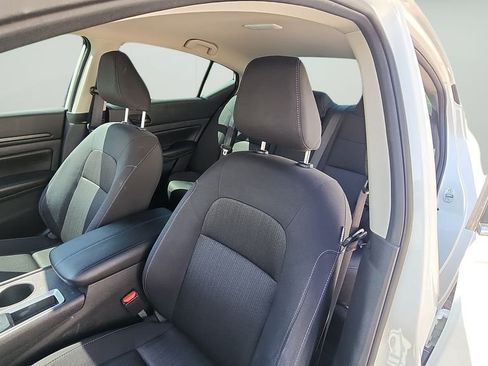 Used 2025 Nissan Altima 2.5 S FWD image 11